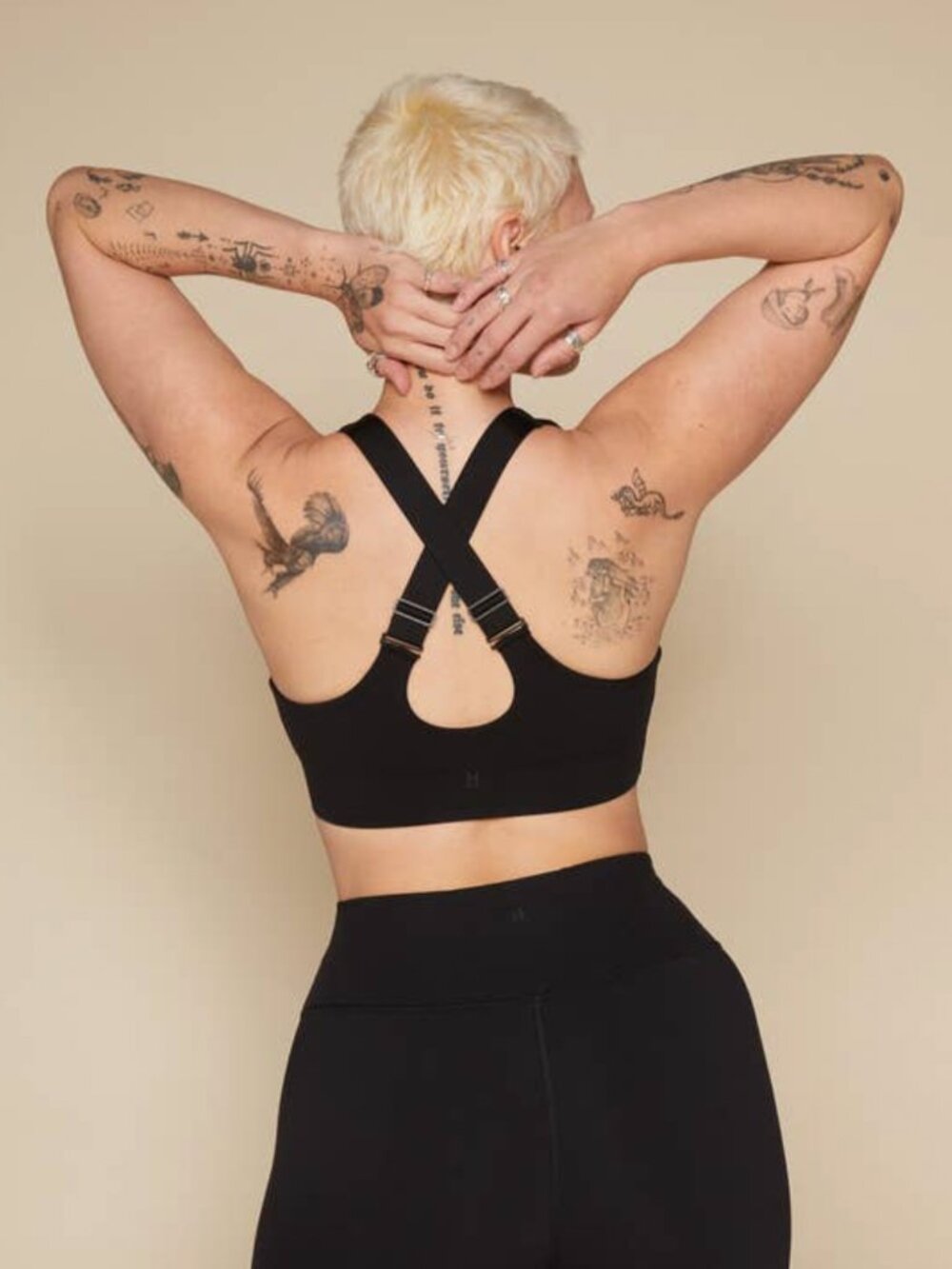 Harper Wilde Flex Cross-back Sports Bra in Black, Size XL
